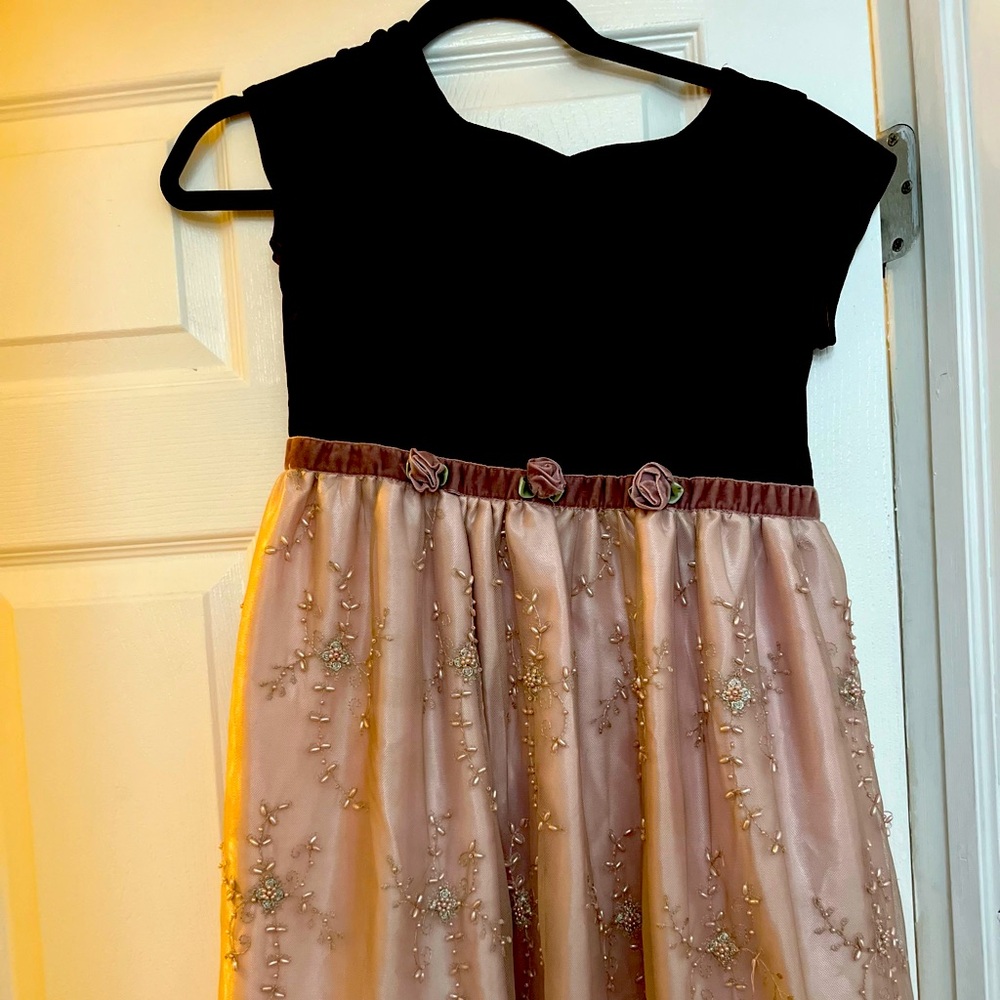 Girls dress